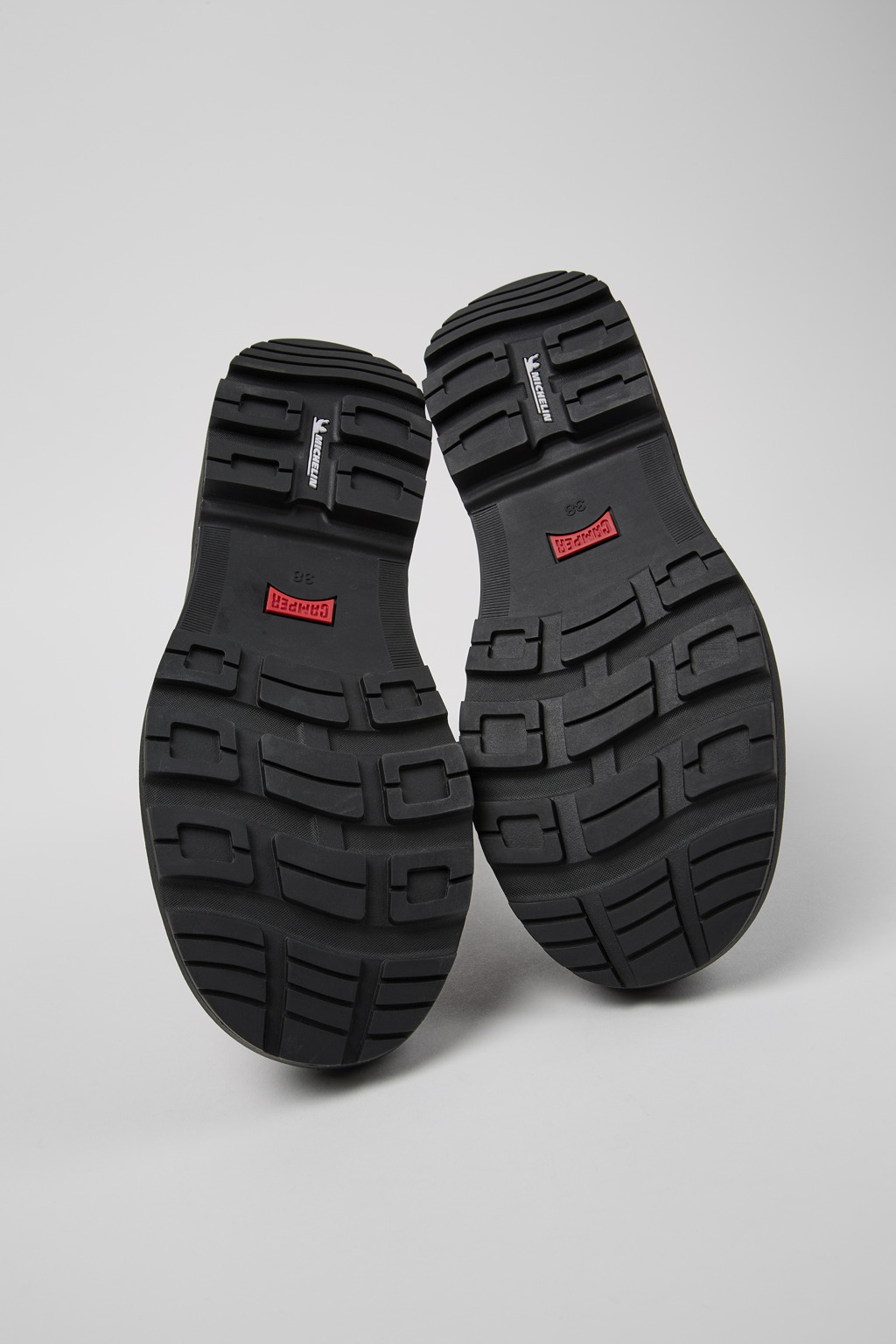 Brutus Trek MICHELIN Black nubuck boots for women - Image 5