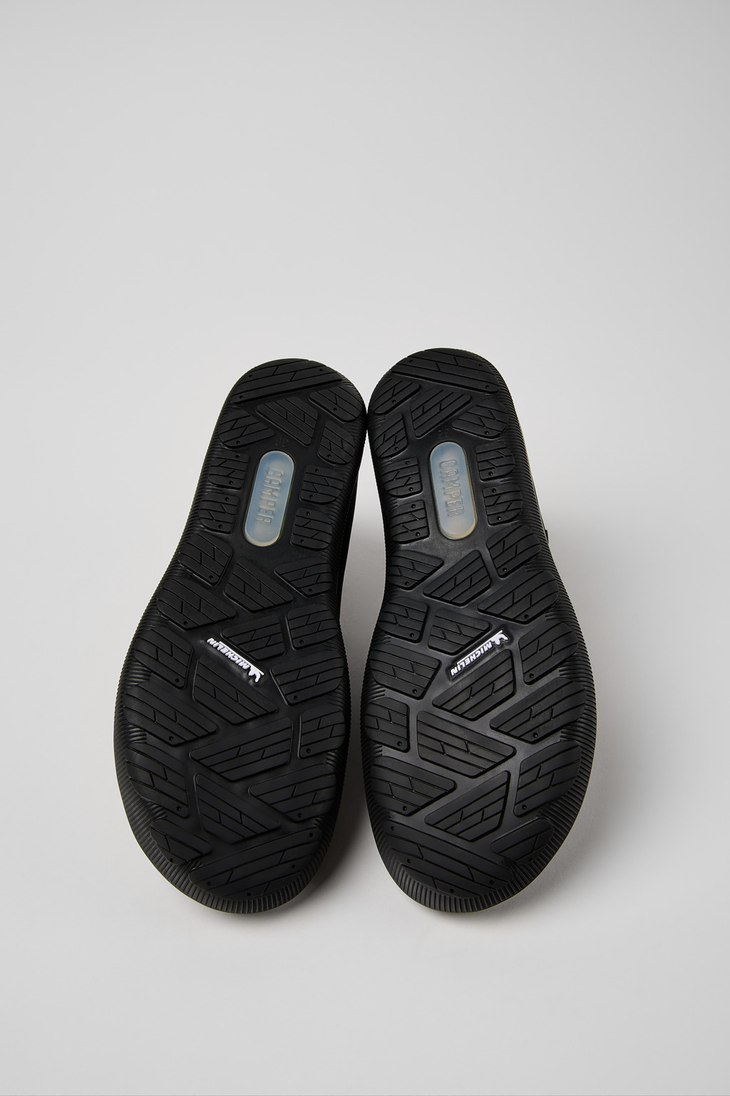 Peu Pista GM GORE-TEX Black Textile and Nubuck Ankle Boots for Women. - Image 5