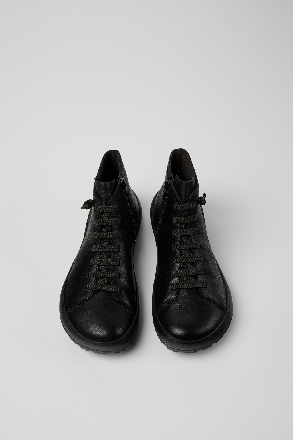 Peu Serra 360º Durable Black Leather Ankle Boots for Women. - Image 4