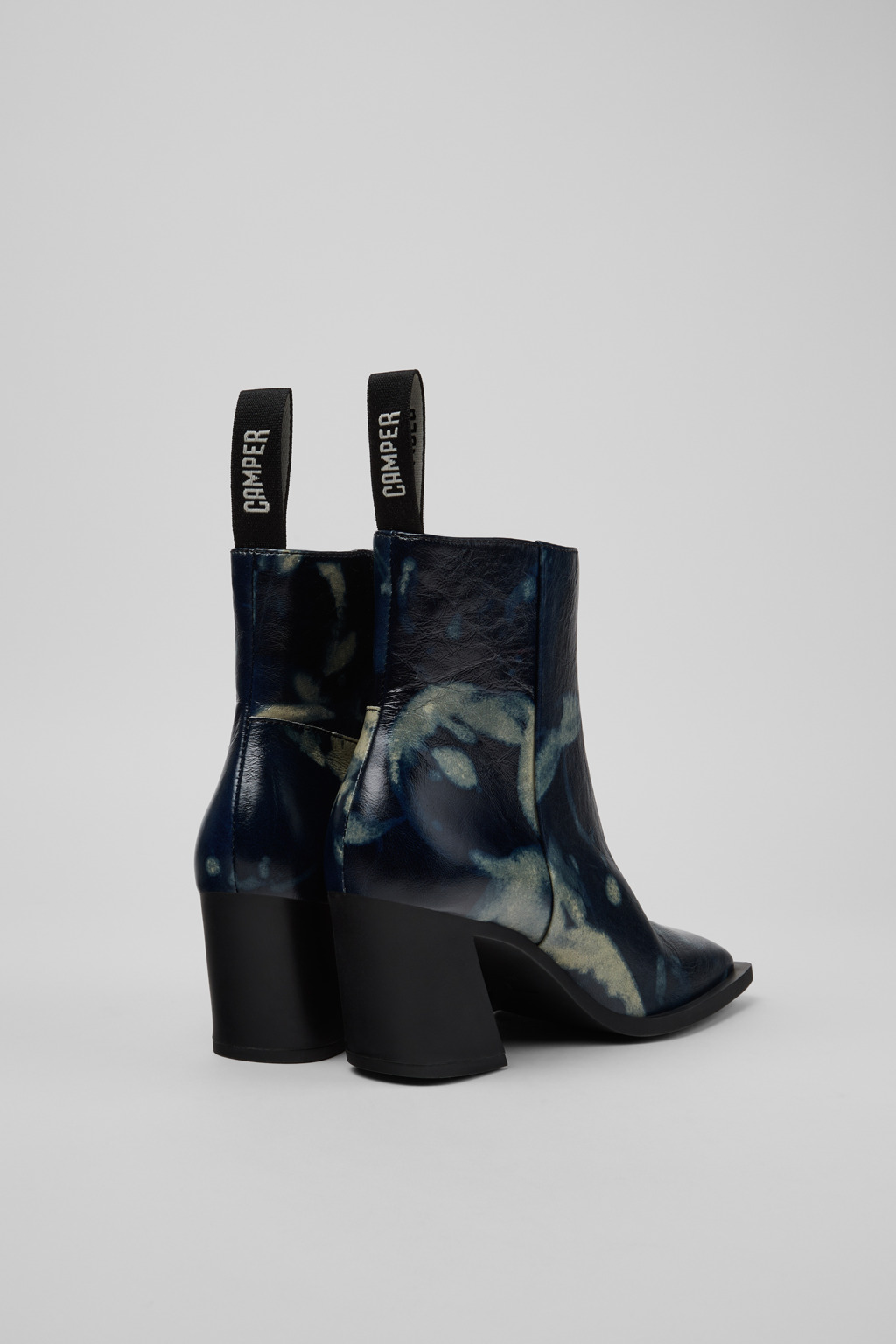Karole Black and Gray Leather Ankle Boots for Women. - Image 4