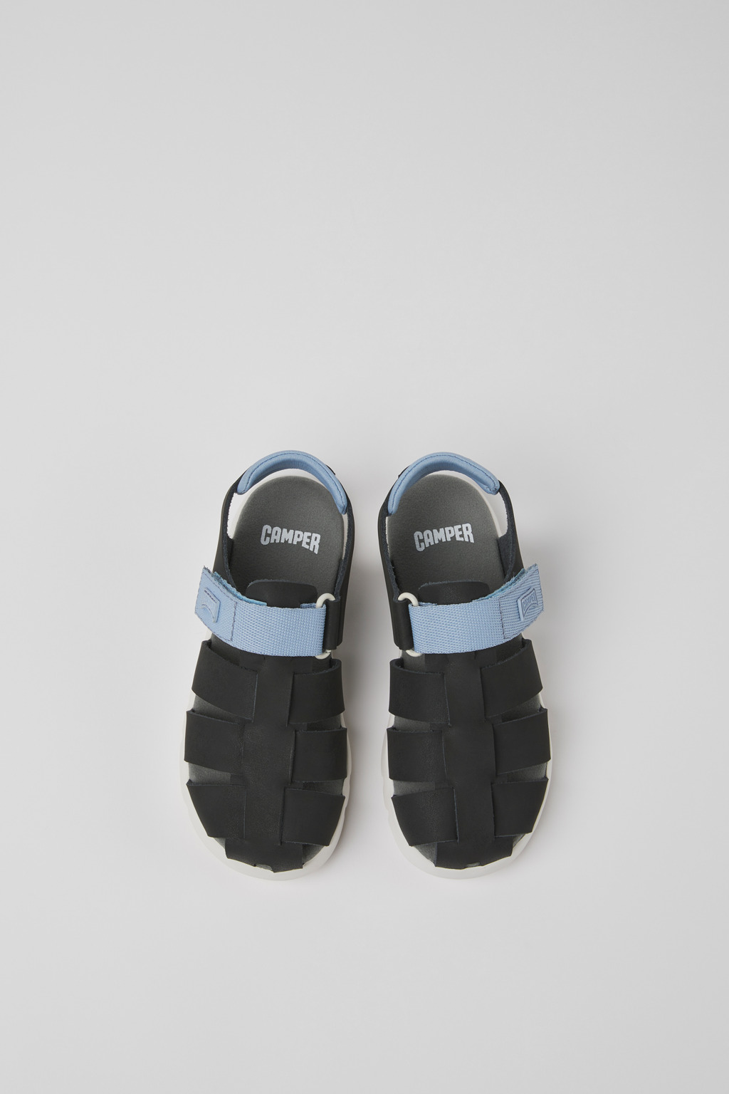 Oruga Black leather sandals for kids - Image 4