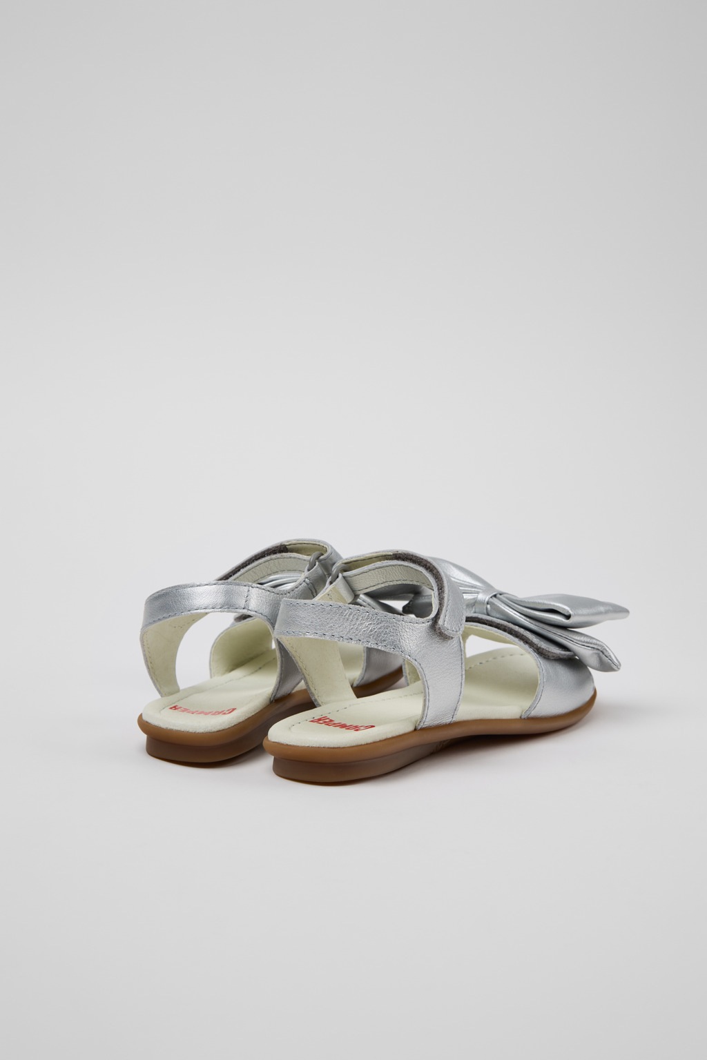 Right Silver Leather Sandals for Kids. - Image 3